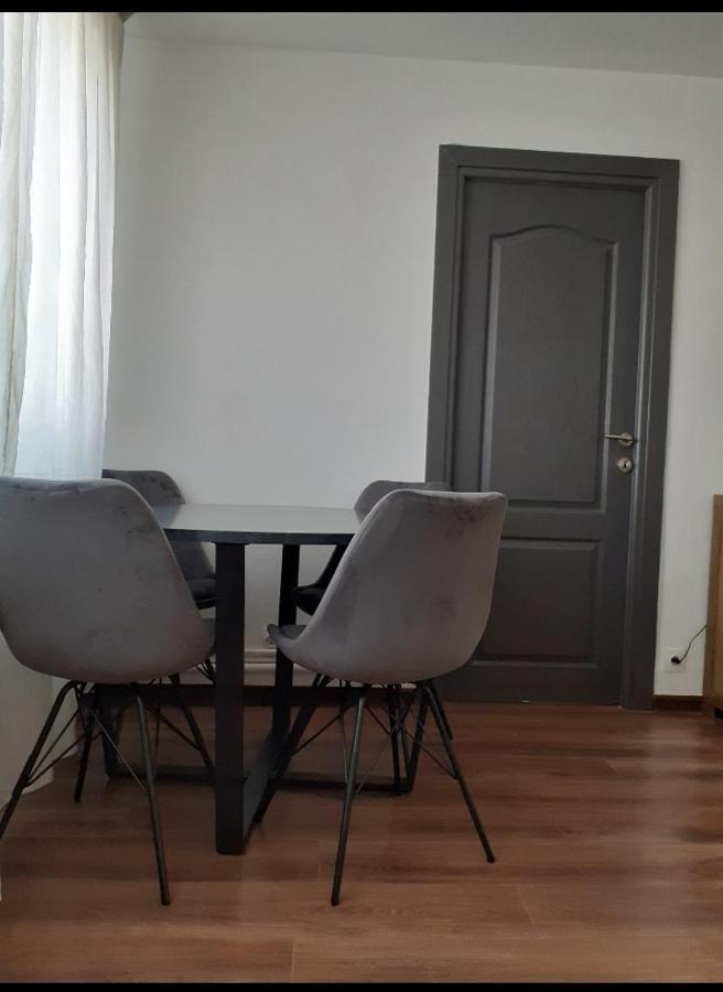 Silene Studio Крайова Екстер'єр фото